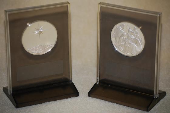 Franklin Mint - Sterling Silver Proof Christmas Medallion